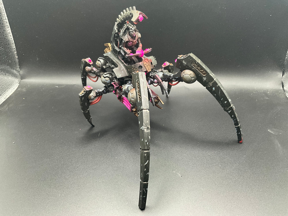 UM 2329 Necrons Triarch Stalker