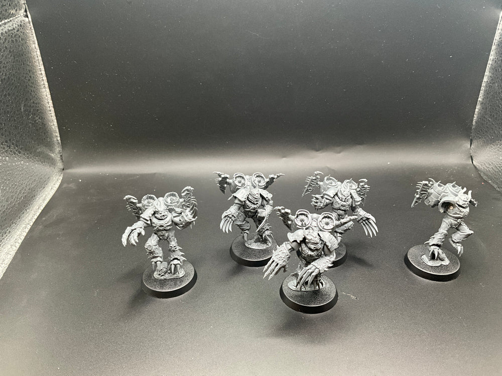 UM 2268 Chaos Space Marines Raptors