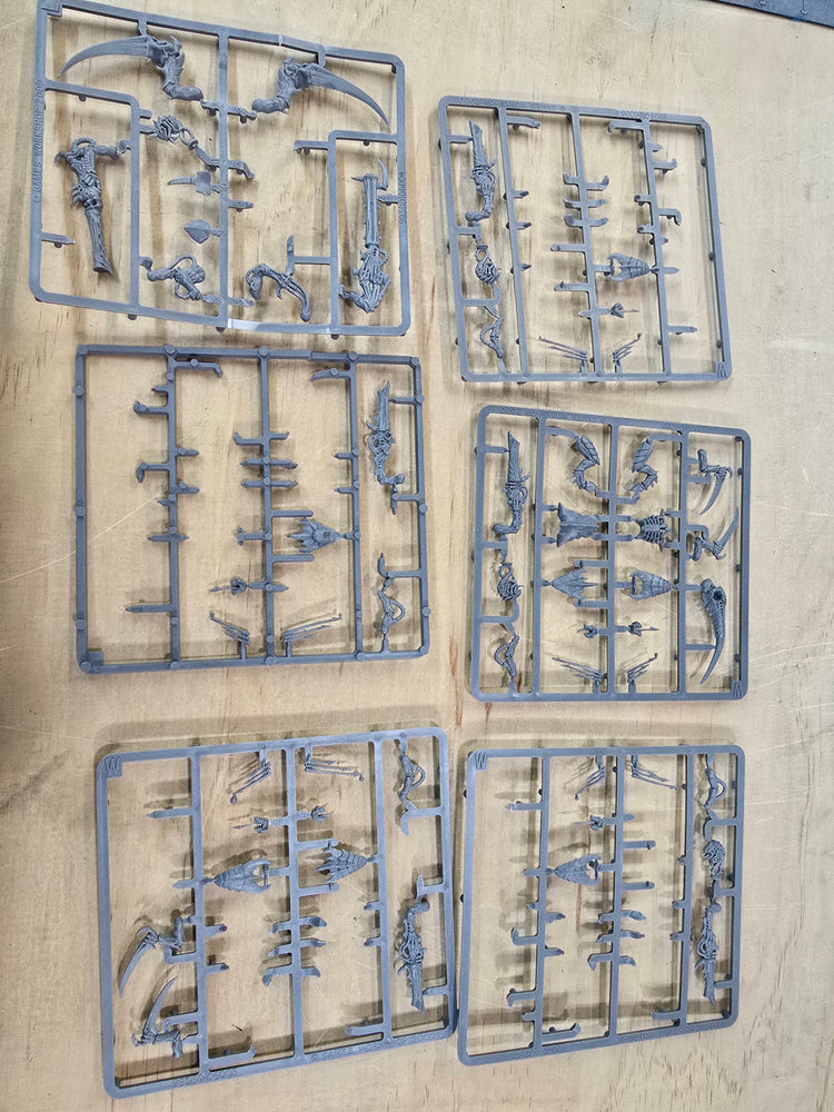 UM 2514 Tyranids warrior bits