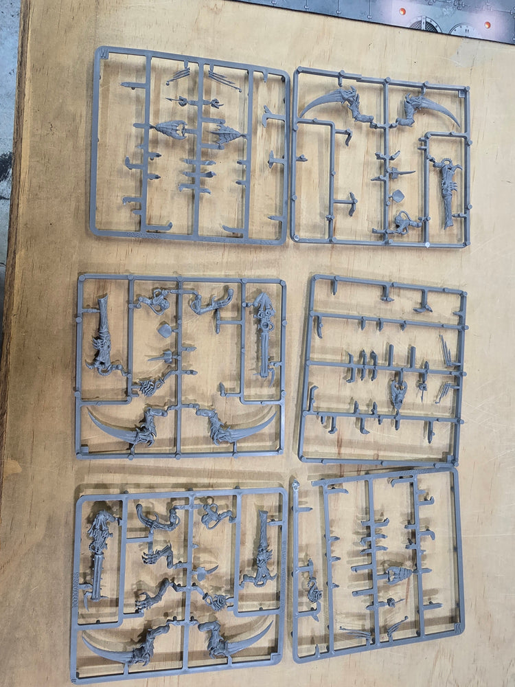 UM 2514 Tyranids warrior bits