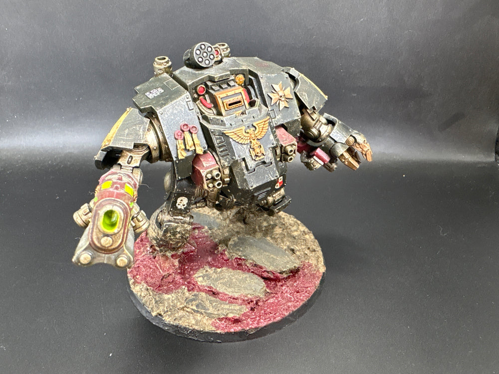 UM 1649 Space Marines Primaris Redemptor Dreadnought