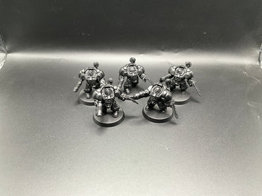 UM 2380 Leagues Of Votann Einhyr Hearthguard