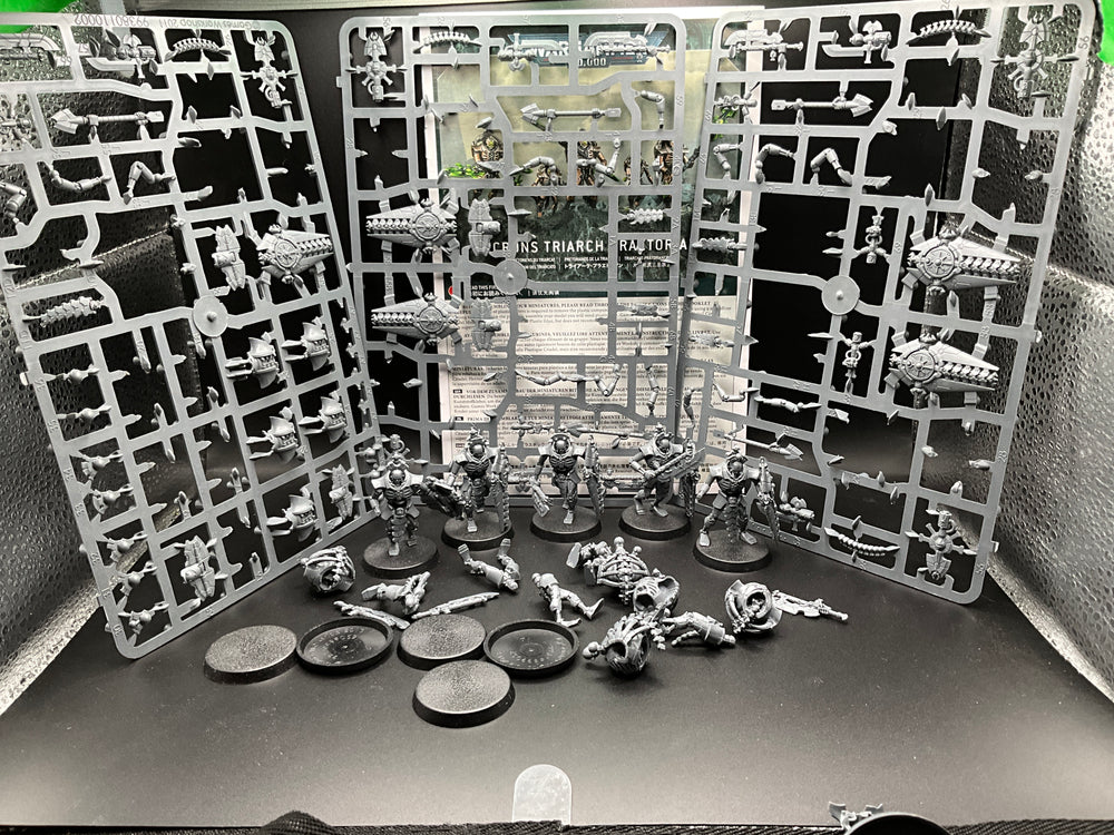 UM 3124 Necrons Lychguard