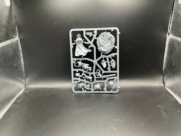 UM 2339 Space Marines Captain In Terminator Armour