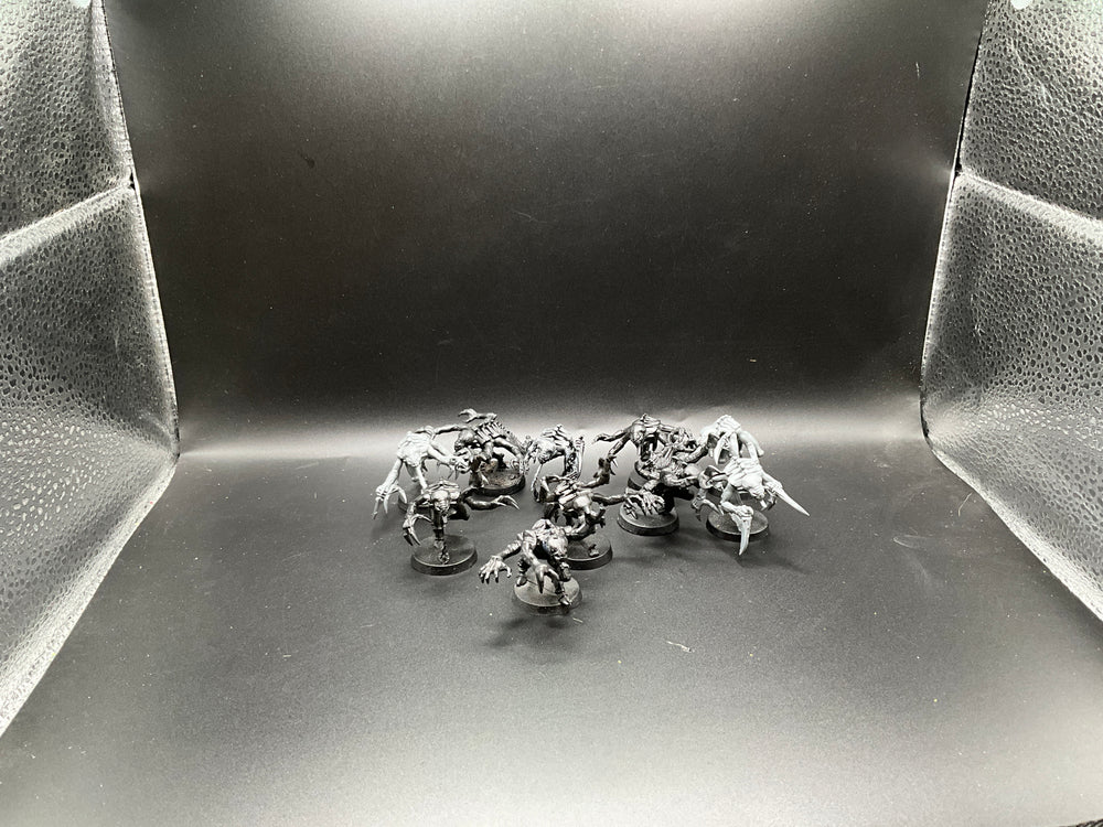 UM 2454 Tyranids Genestealers