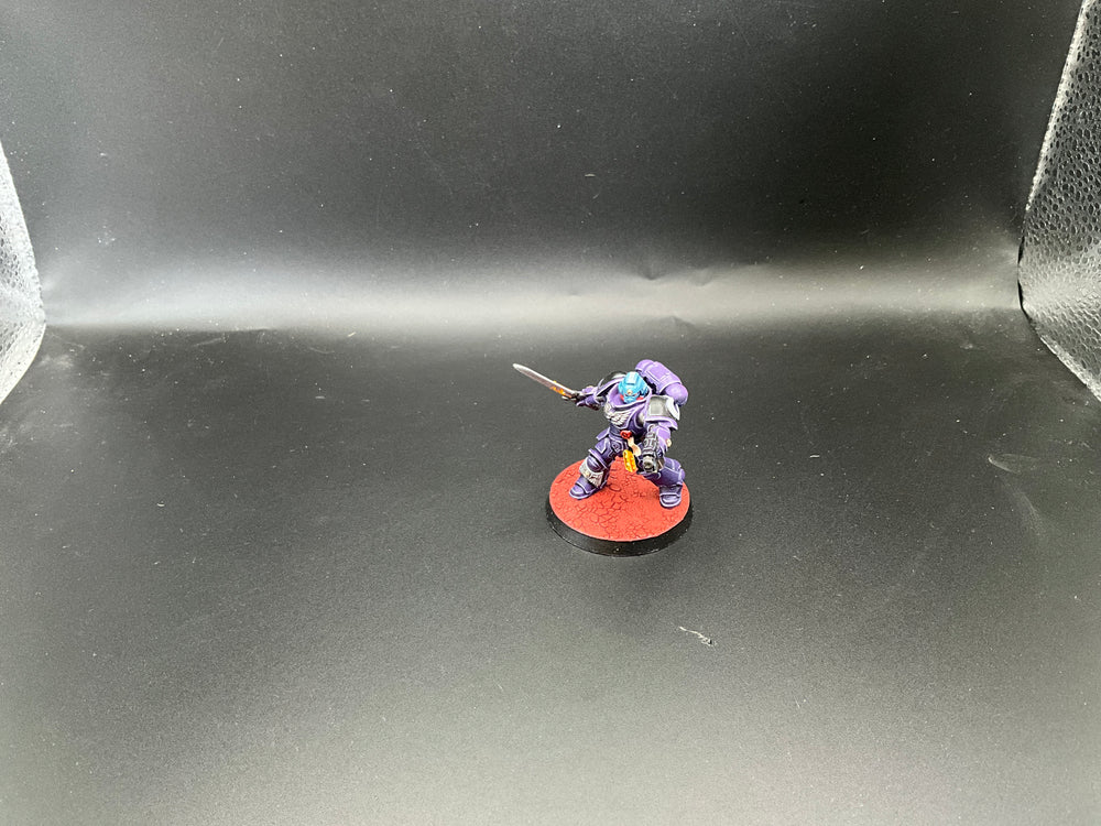 UM 2347 Space Marines Primaris Lieutenant With Power Sword