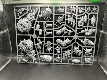 UM 3056 Chaos Space Marines Forgefiend