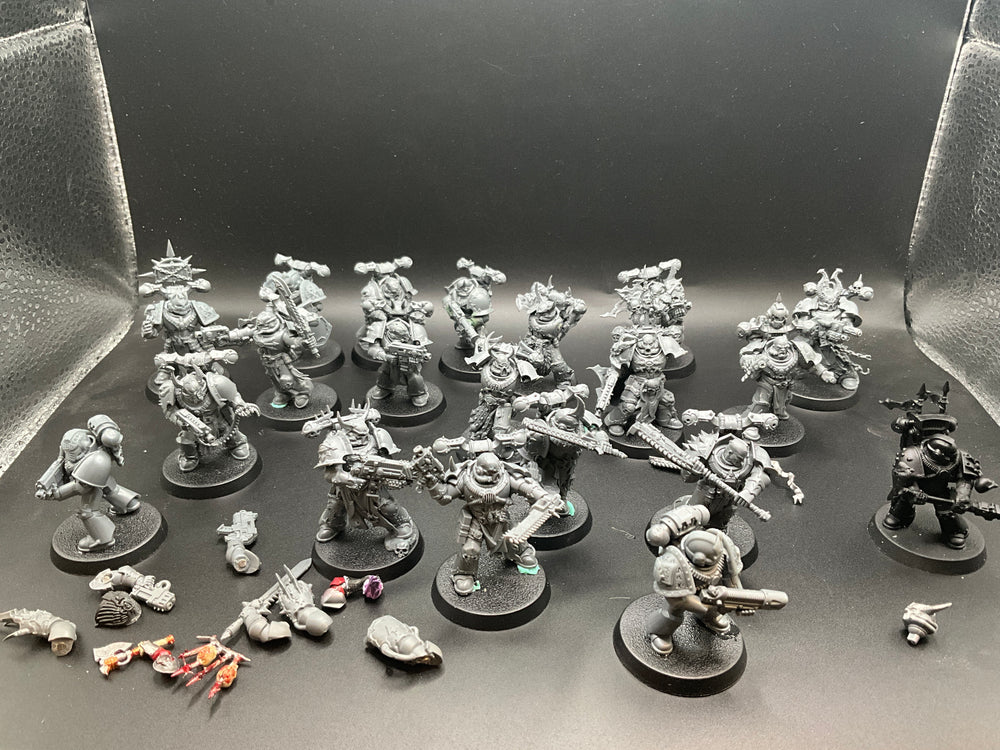 UM 2269 Chaos Space Marines Legionaries