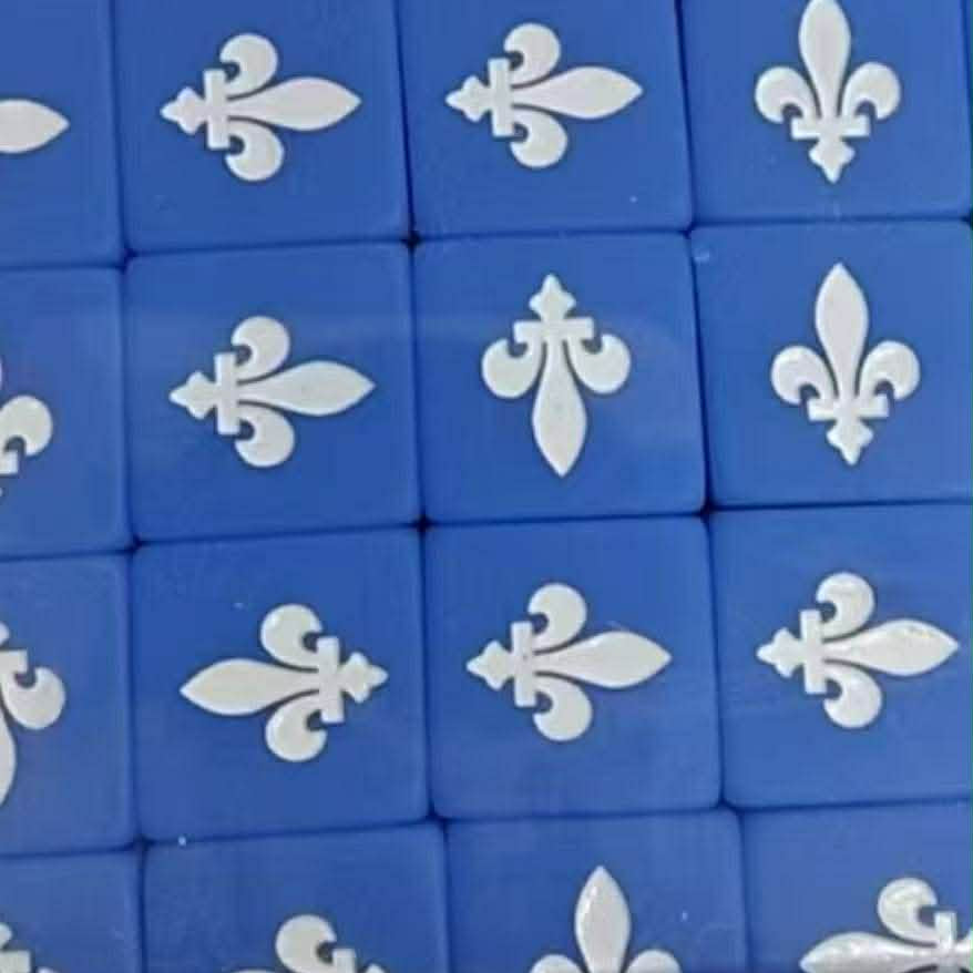 Pre-Order: Red Dragon Dice: Blue & White fleur de lis