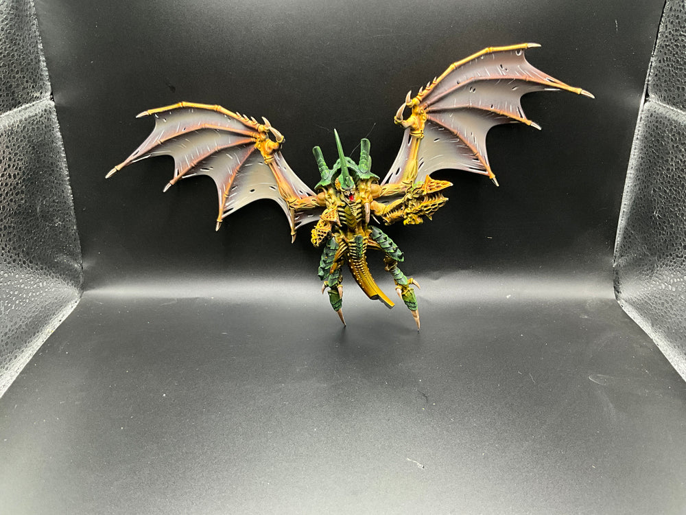 UM 2472 Tyranids Winged Hive Tyrant