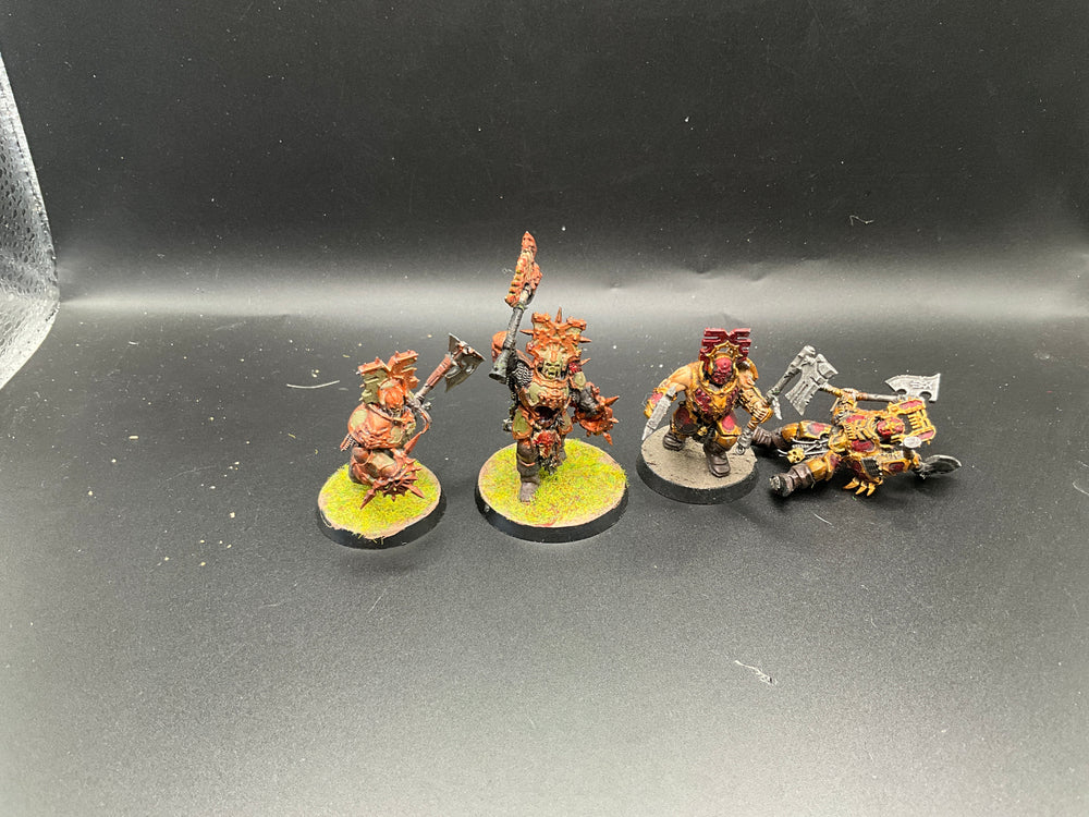 UM 2723 Slaves To Darkness Chaos Chosen