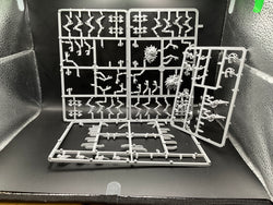 UM 2845 Tyranids Genestealers