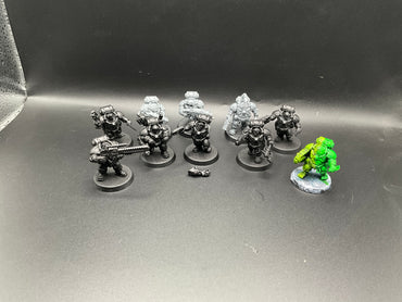 UM 2383 Leagues Of Votann Hearthkyn Warriors