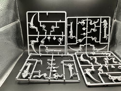 UM 2440 Tyranids Tyranid warrior  bits lot