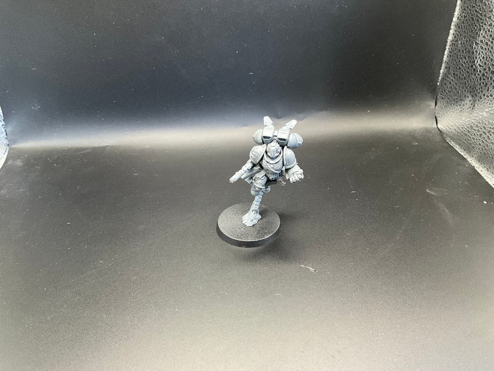UM 2314 Space Marines Captain With Jump Pack
