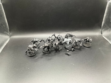 UM 2461 Tyranids Genestealers