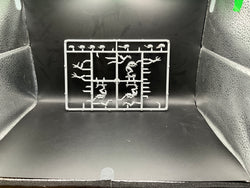 UM 2844 Tyranids Genestealers