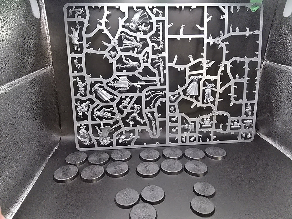 UM 1223 Adepta Sororitas Battle Sisters Squad