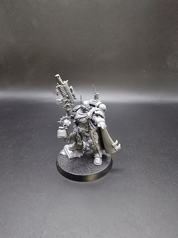 UM 778 Space Marines Captain In Phobos Armour