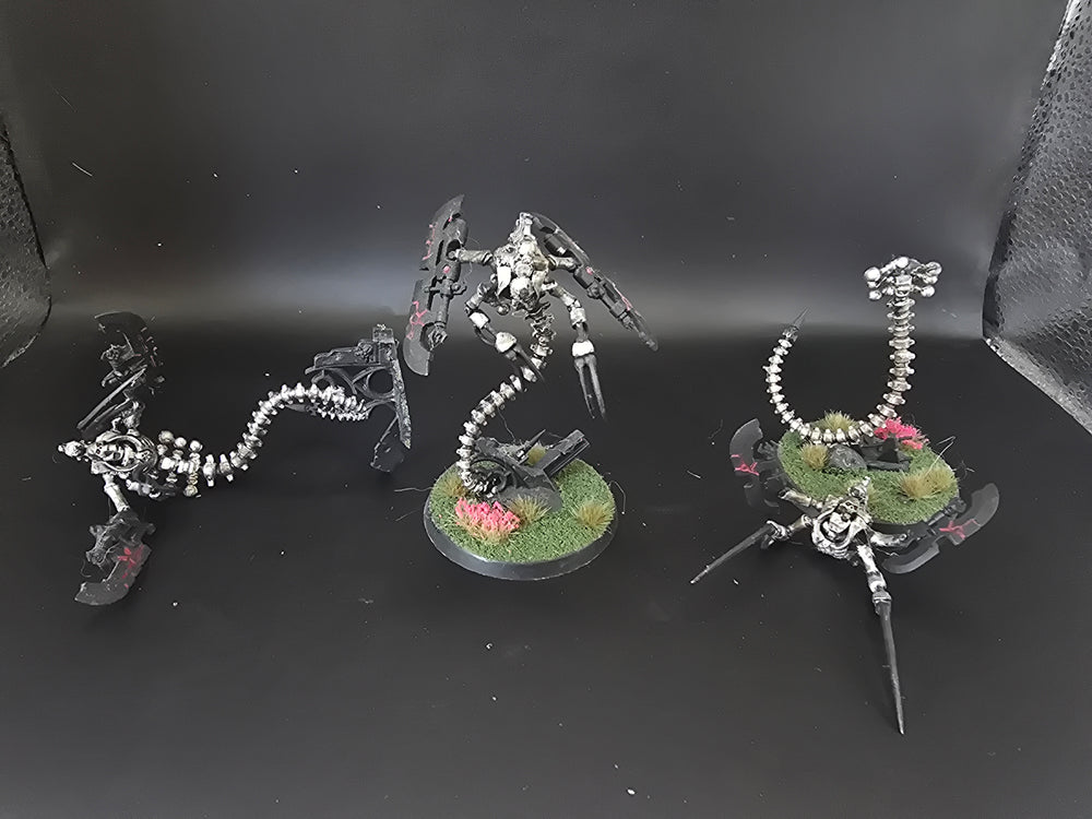 UM 1783 Necrons Triarch Stalker