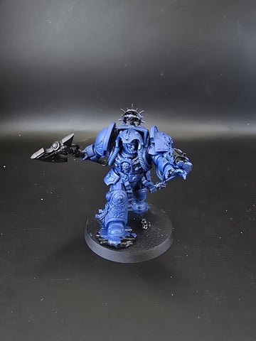 UM 1032 Space Marines Librarian In Terminator Armour