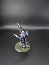 UM 1029 Space Marines Lieutenant with Combi Weapon