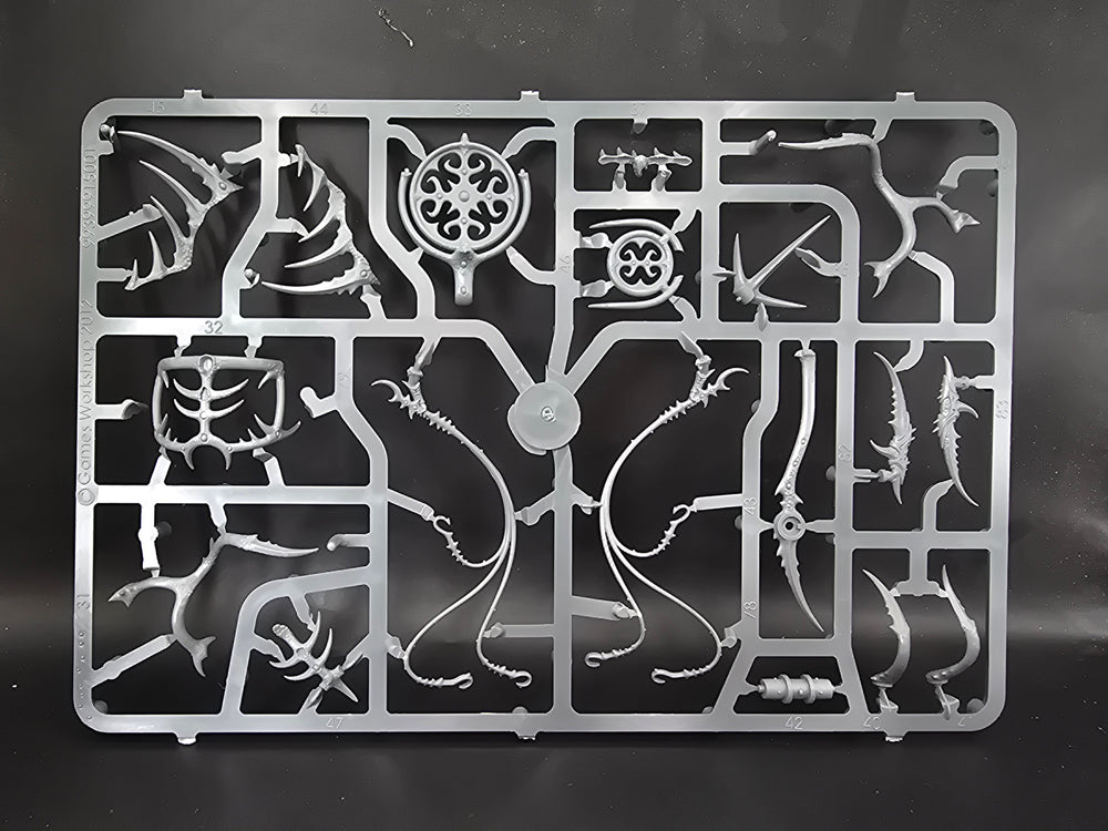 UM 1200 Hedonites Of Slaanesh seekert chariot