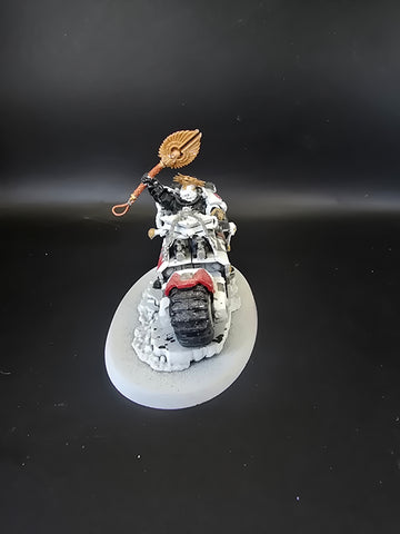 UM 1011 Space Marines Primaris Chaplain On Bike
