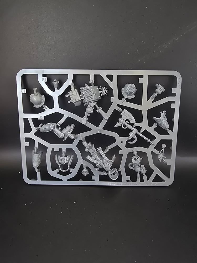 UM 719 Space Marines Librarian In Terminator Armour