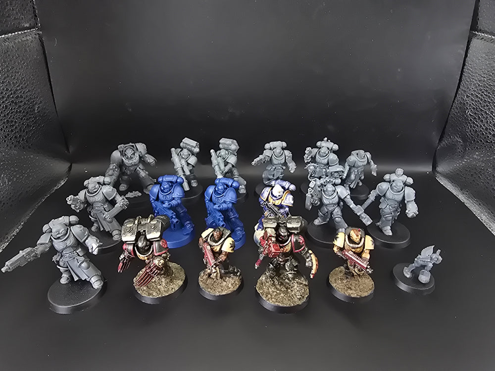 UM 886 Space Marines mixed marines