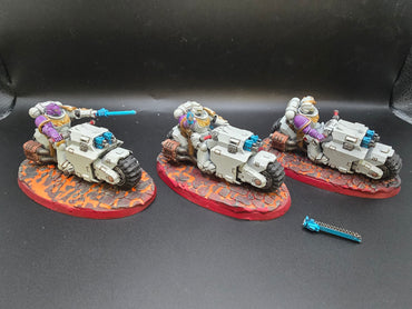 UM 690 Space Marines Outriders