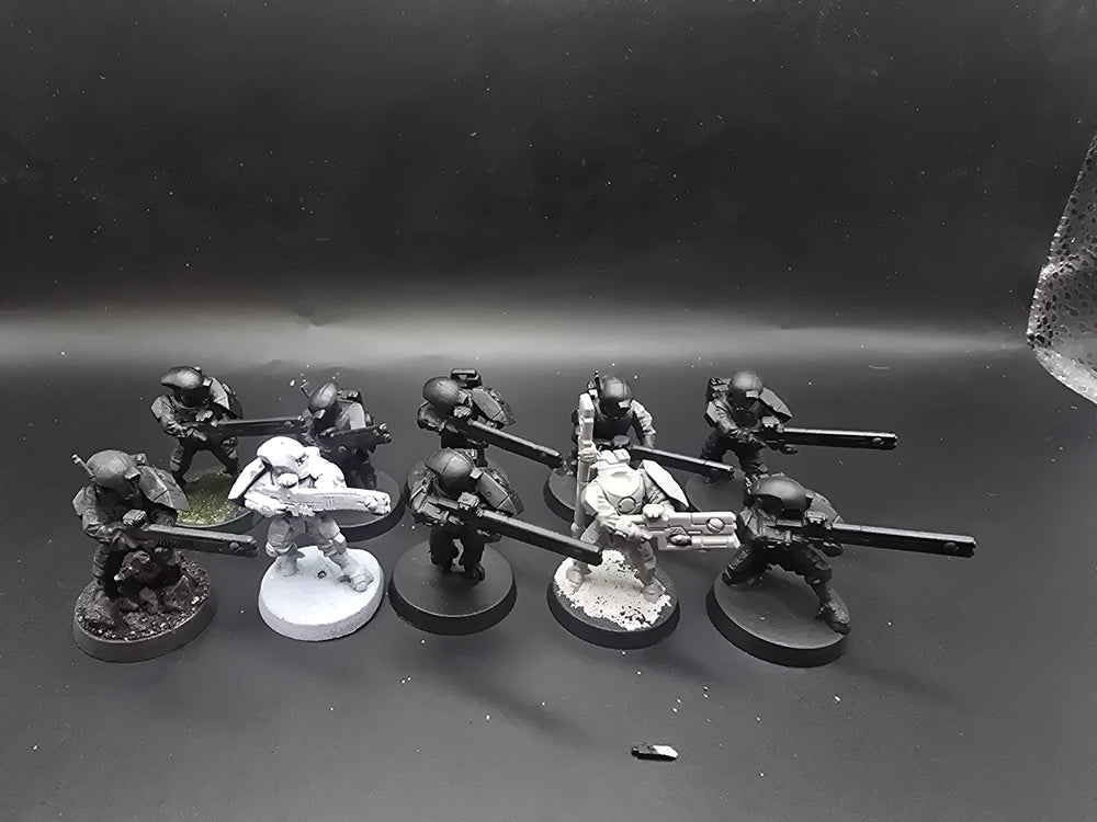 UM 1332 T'au Empire Fire Warriors