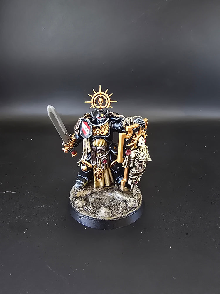 UM 1004 Space Marines Bladeguard Ancient