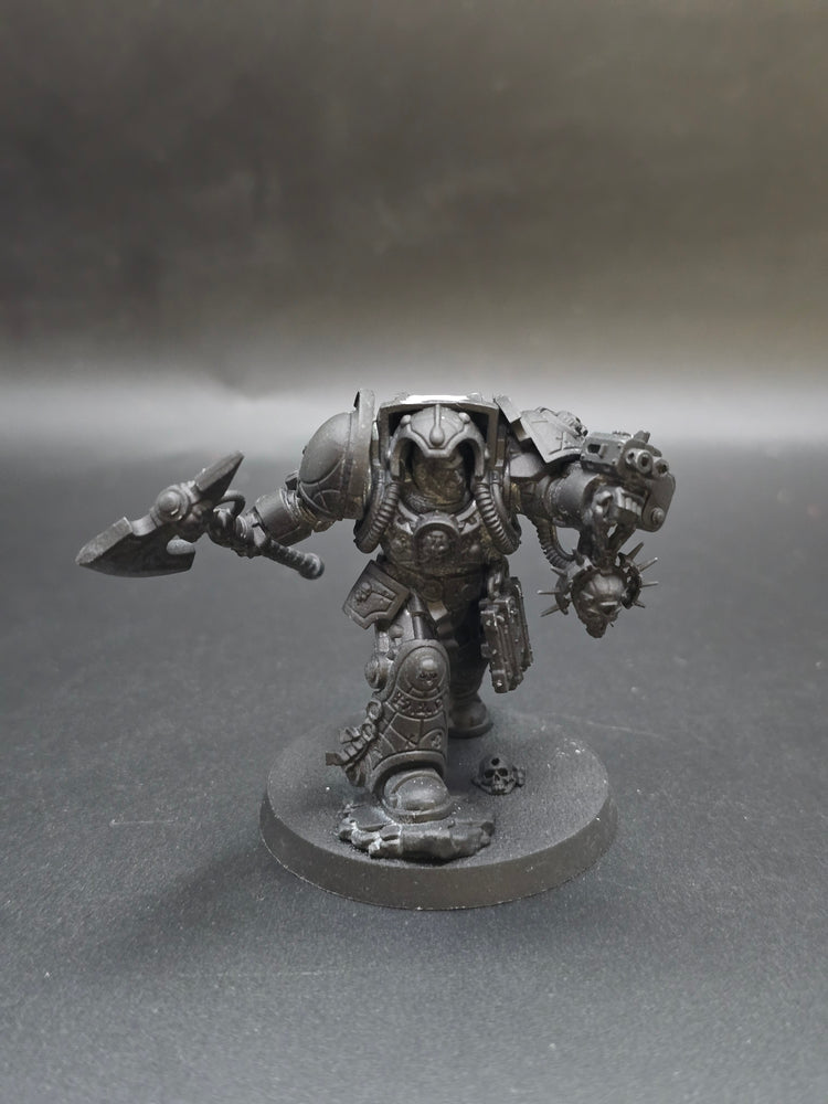 UM 1634 Space Marines Librarian In Terminator Armour