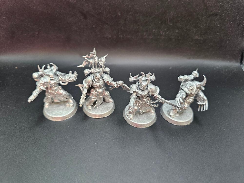 UM 1555 Chaos Space Marines Chosen