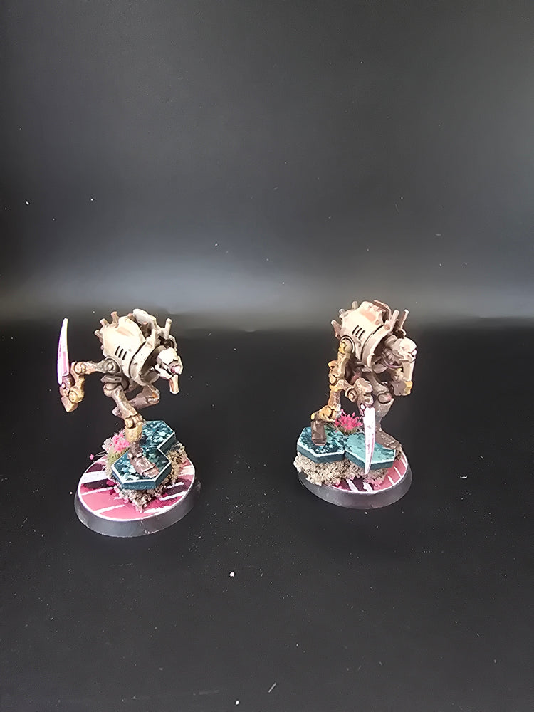 UM 1828 Necrons cryphtothrulls