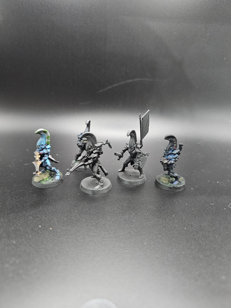 UM 124 Aeldari Dire Avengers