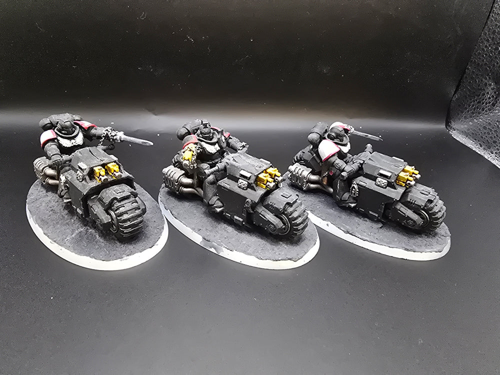 UM 693 Space Marines Outriders