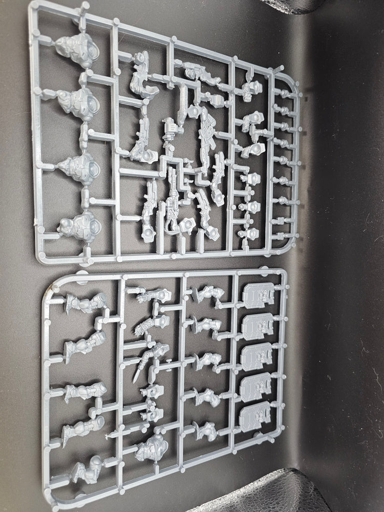 UM 184 Astra Militarum Enforcer Peacekeepers (Mantic Games)