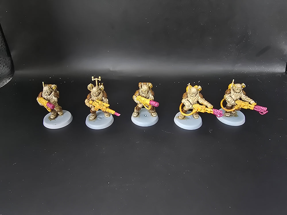 UM 1671 Astra Militarum Tempestus Scions