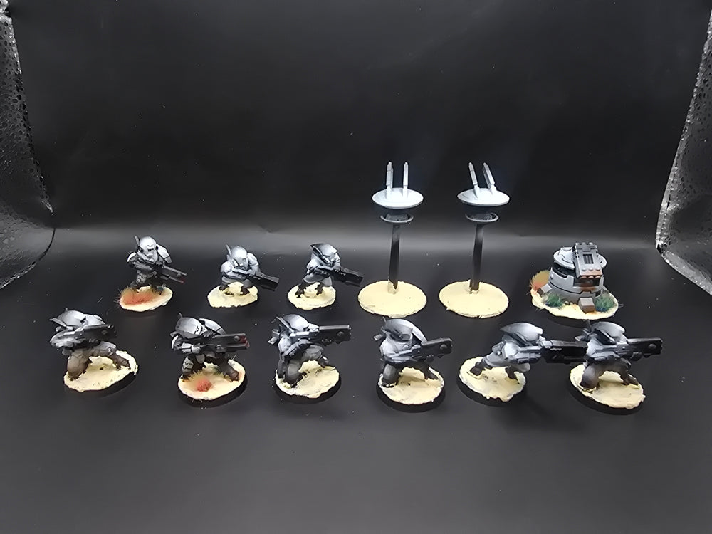 UM 1352 T'au Empire Fire Warriors