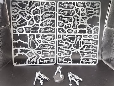 UM 1817 Necrons Necron Warriors