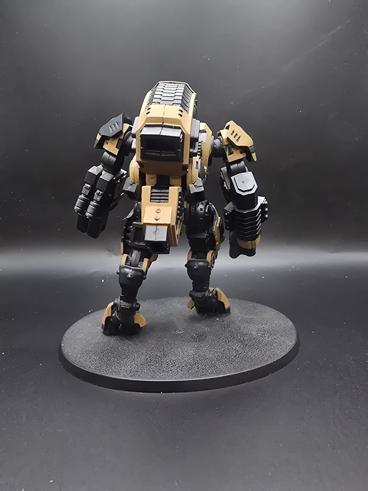 UM 1318 T'au Empire Ghostkeel Battlesuit