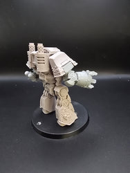 UM 672 Adeptus Astartes Contemptor Dreadnought