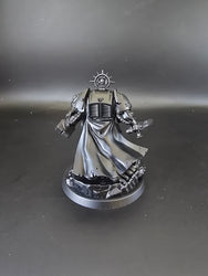 UM 725 Space Marines Captain In Terminator Armour