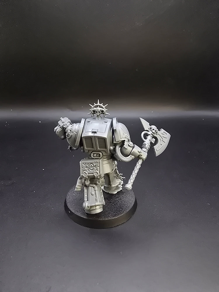 UM 717 Space Marines Librarian In Terminator Armour