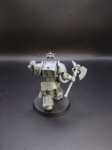 UM 717 Space Marines Librarian In Terminator Armour