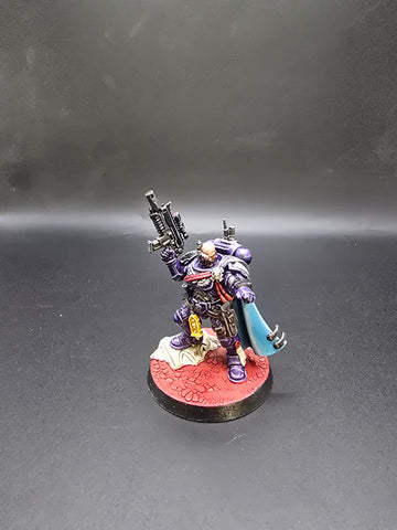 UM 775 Space Marines Captain In Phobos Armour