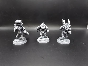 UM 1287 T'au Empire Stealth Battlesuits