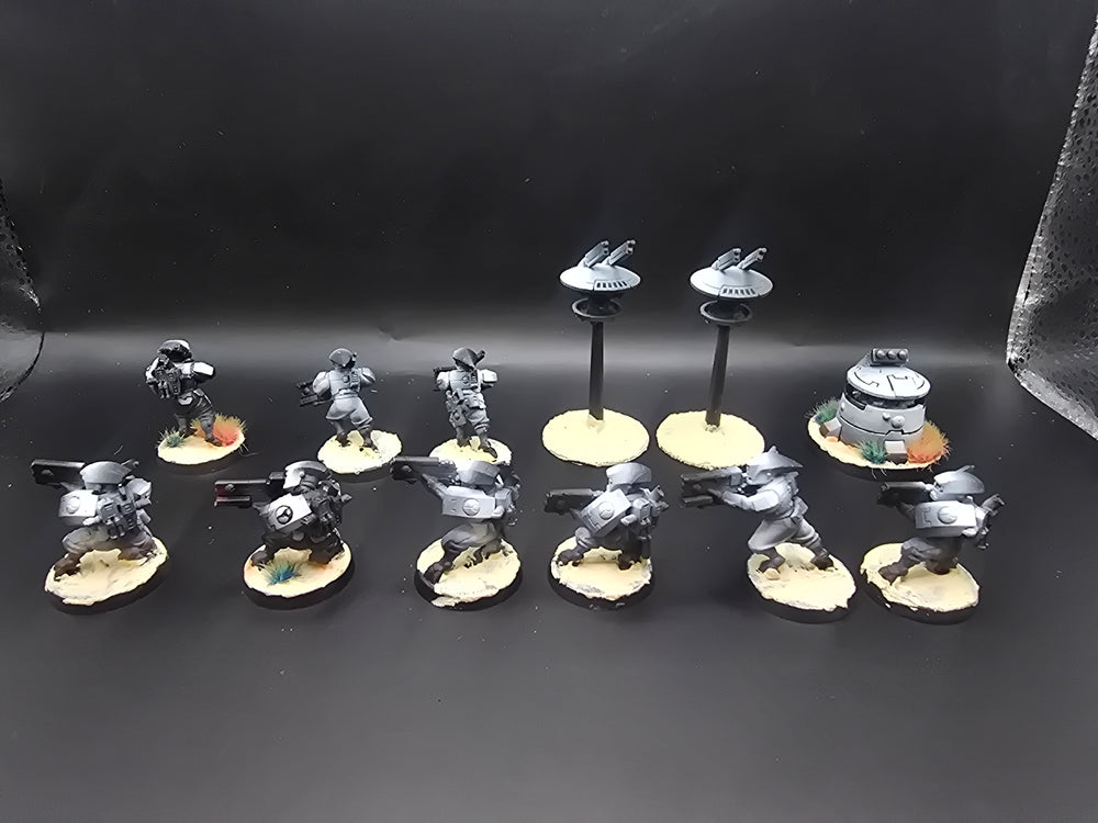 UM 1352 T'au Empire Fire Warriors